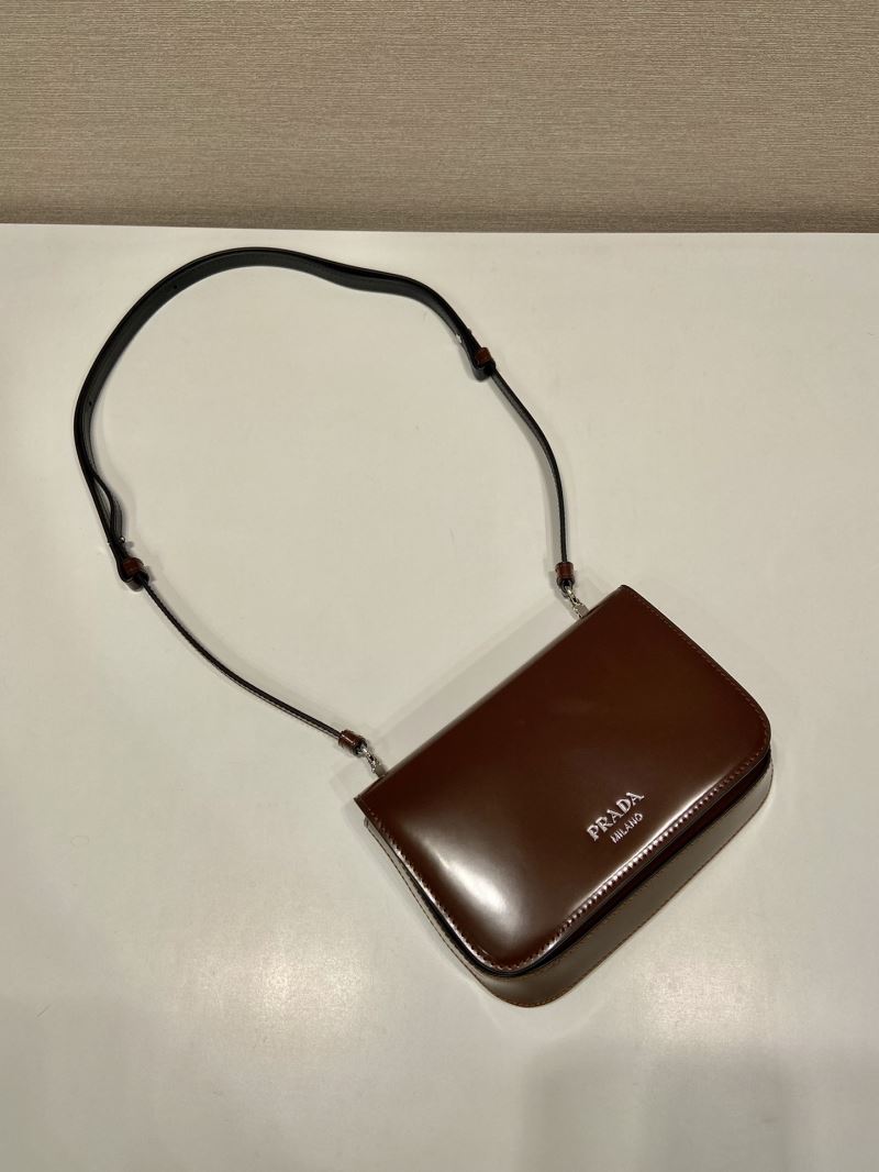 Pra*a hobo bags